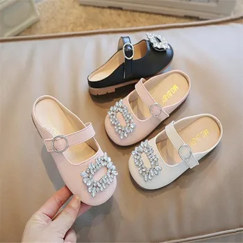 Корейская версия, сандалии для девочек со стразами и квадратной пряжкой, детские тапочки Baotou, уличные сандалии на нескользящей мягкой подошве, Пляжная обувь для девочек