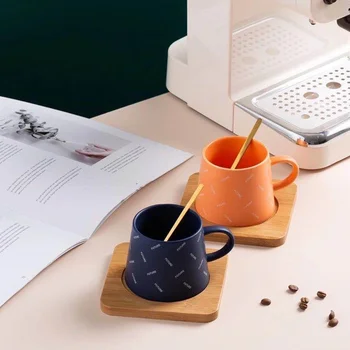 Креативная цветная тарелка для кофейных чашек с бамбуковым ковриком, керамическая кофейная чашка, упрощенная чашка