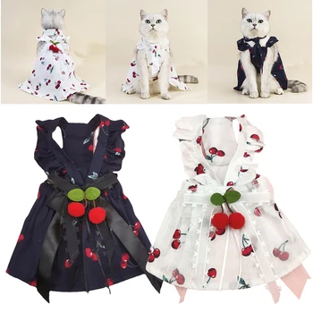 Новые Ins Вишневая одежда для домашних животных Свадебное платье для собак Платье с юбкой Мяу Одежда для домашних животных Подарочный галстук бабочка Дизайнерская одежда для собак